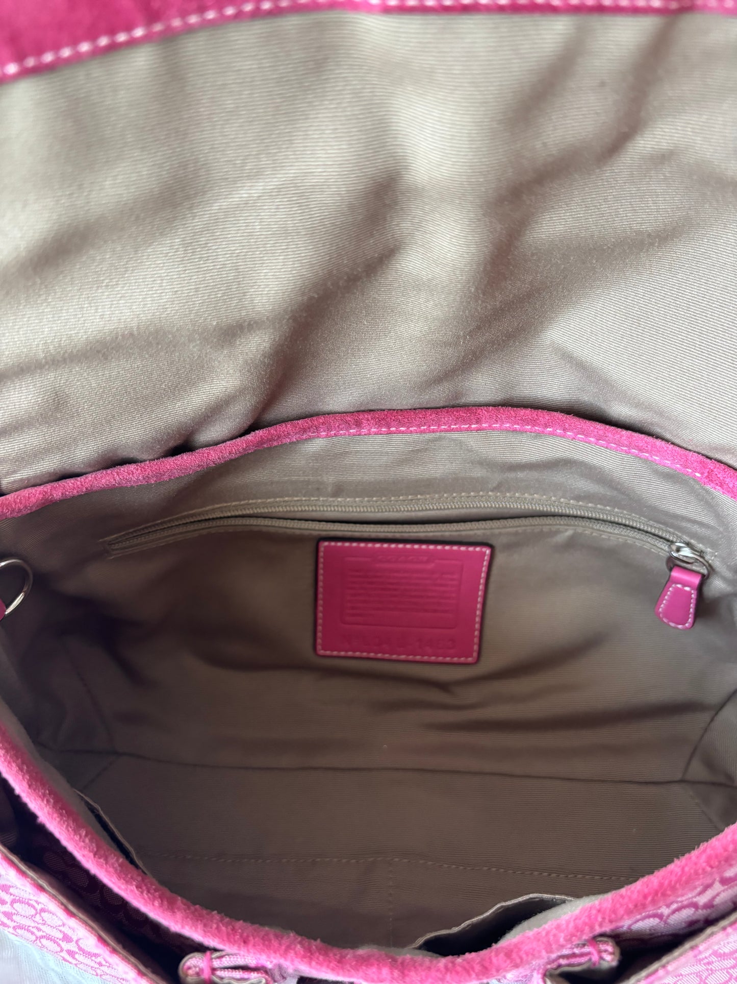 Rare pink soho coach shoulder bag