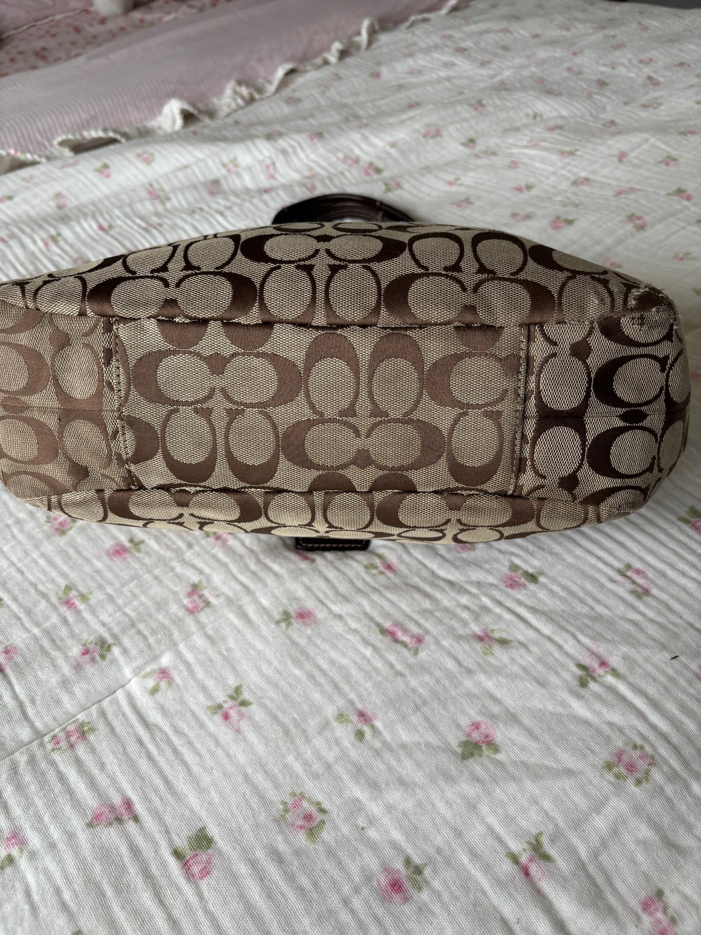 Rare brown mongram coach soho Lyn
