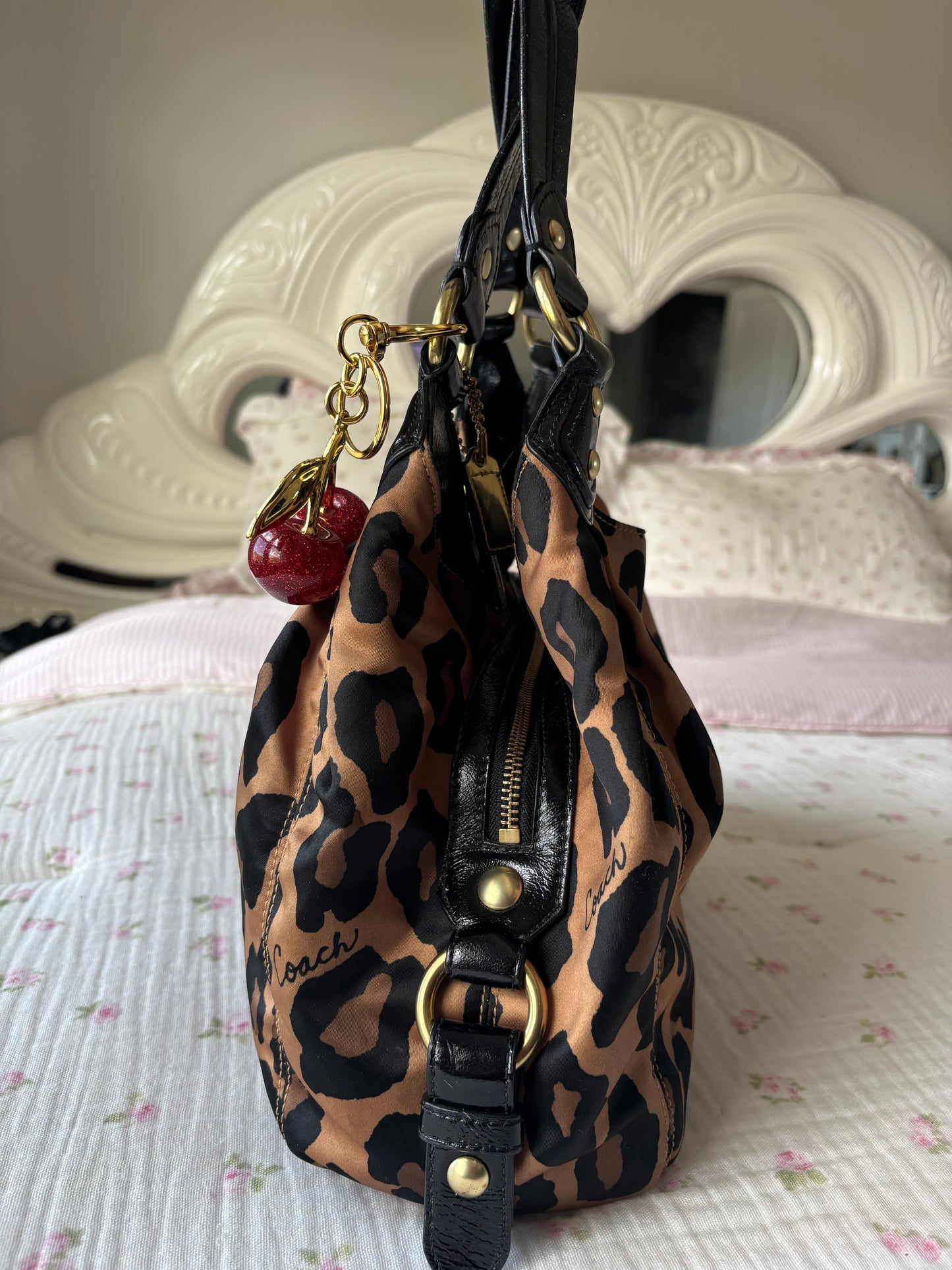 Rare cheetah print Maggie shoulder bag