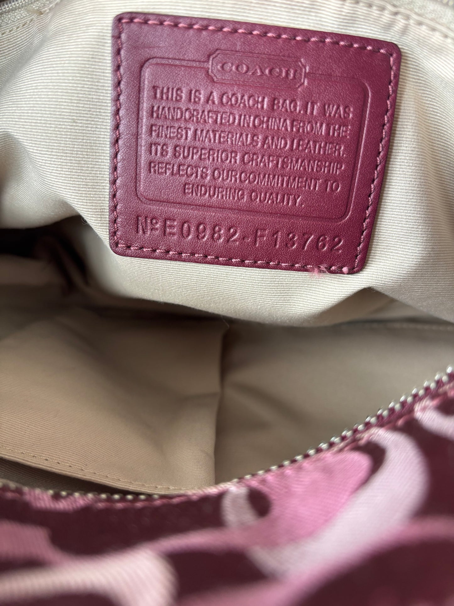 Burgandy optic vintage tote bag