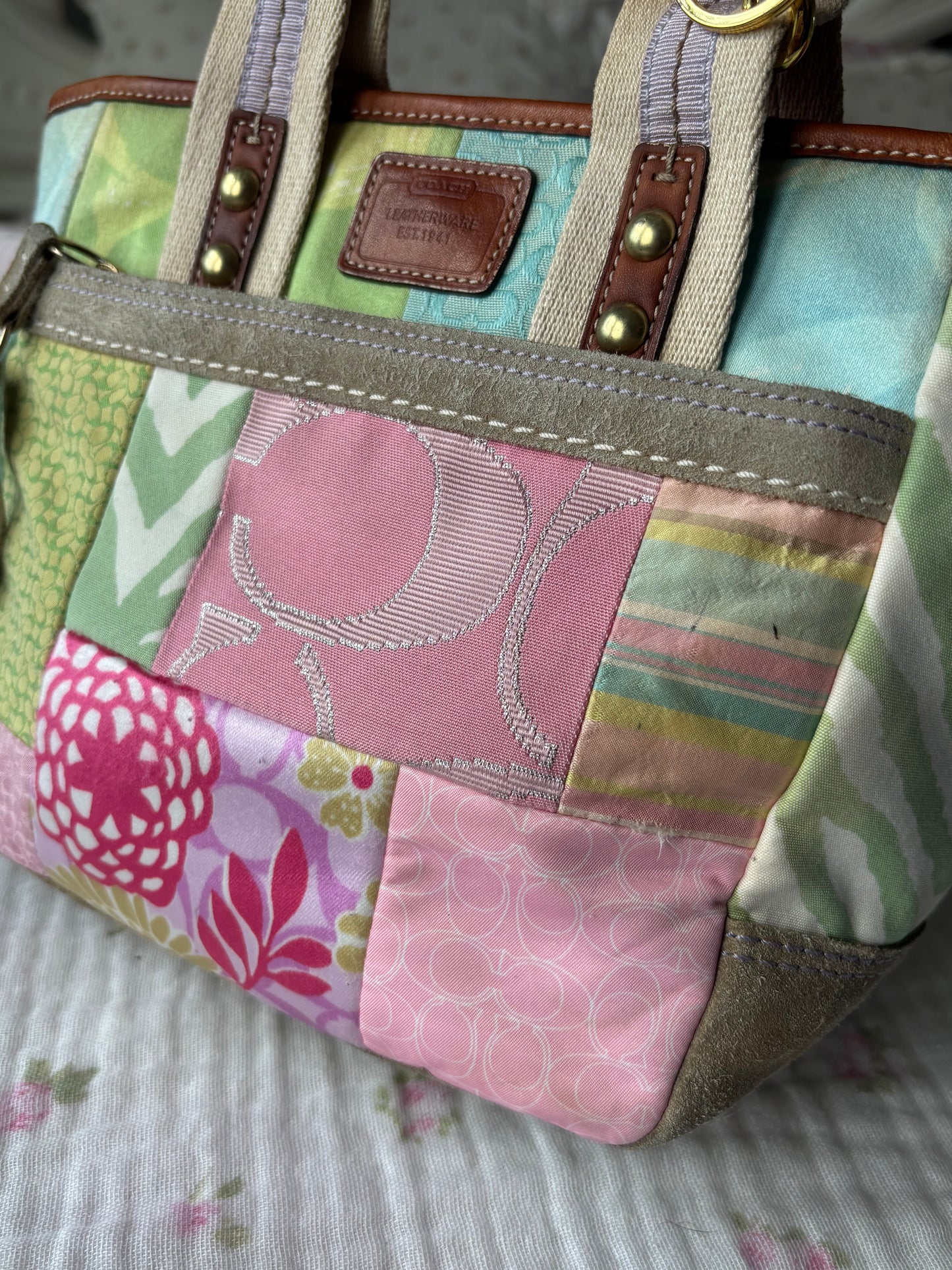 Rare Hampton colorful coach shoulder bag