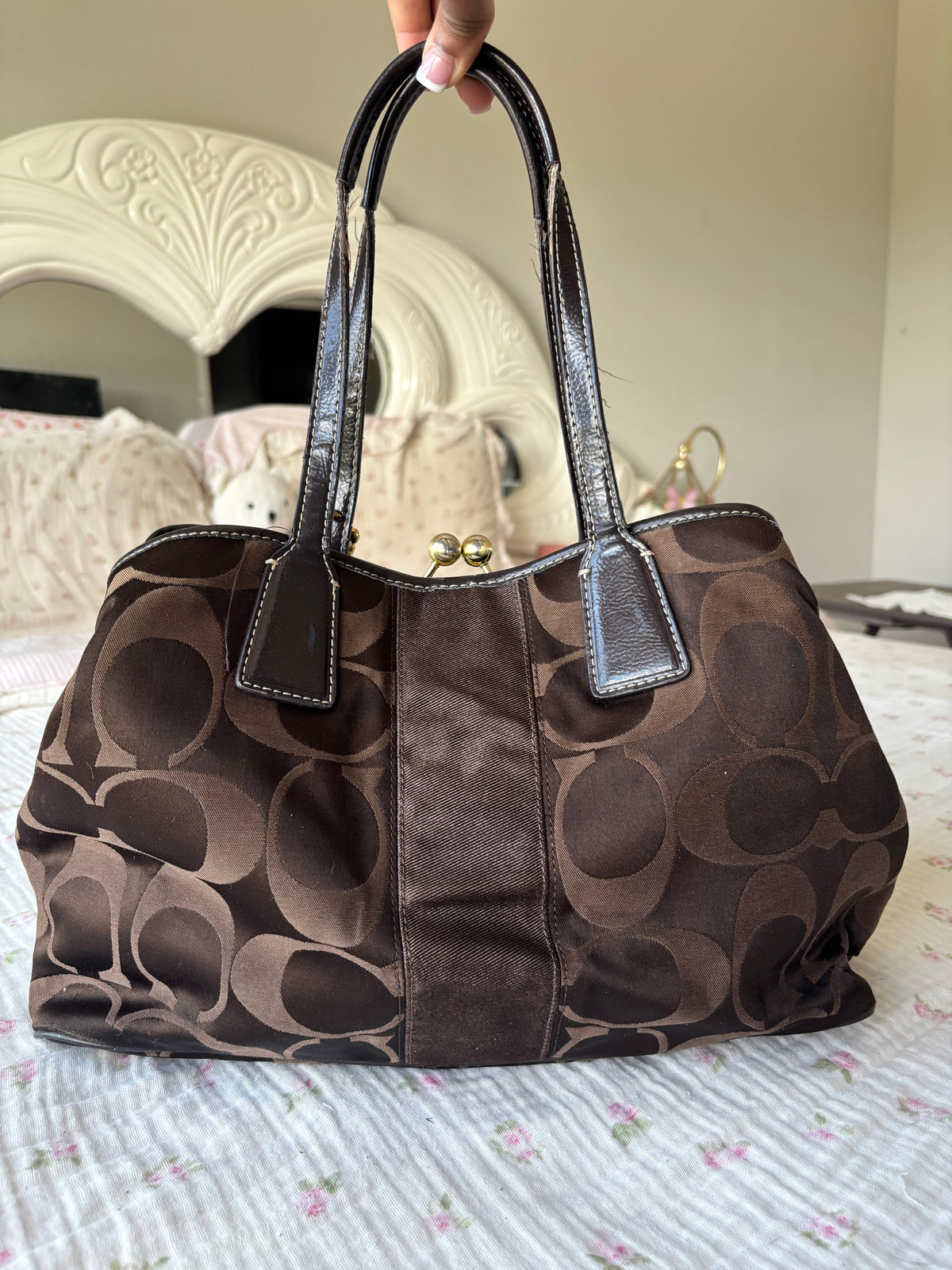Brown vintage coach tote bagfits