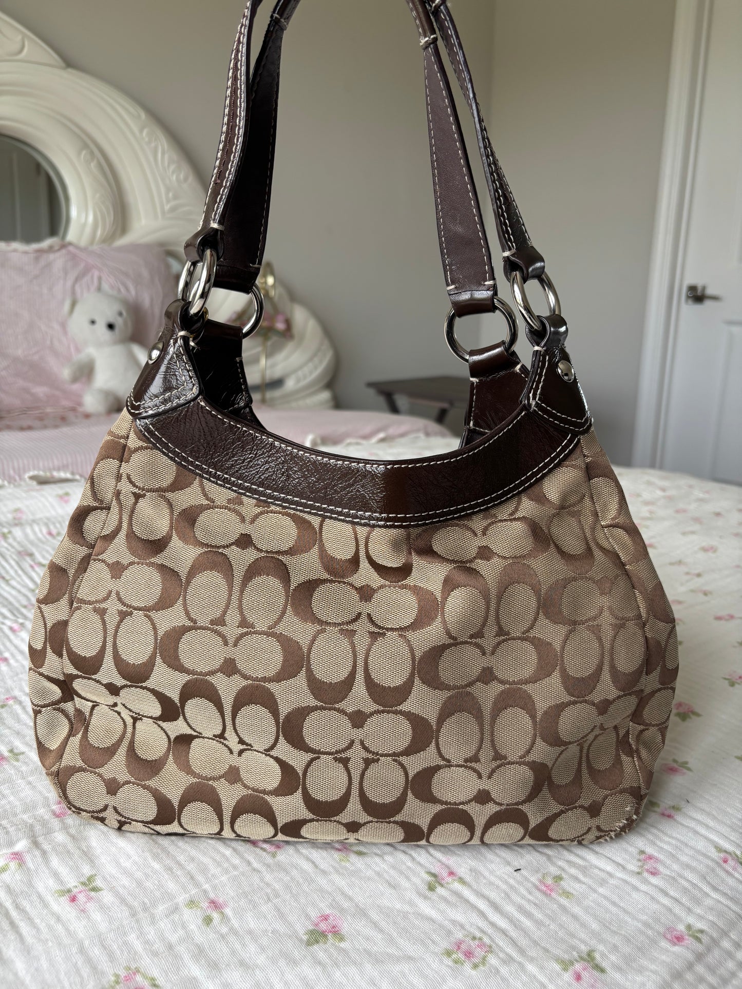 Rare brown mongram coach soho Lyn