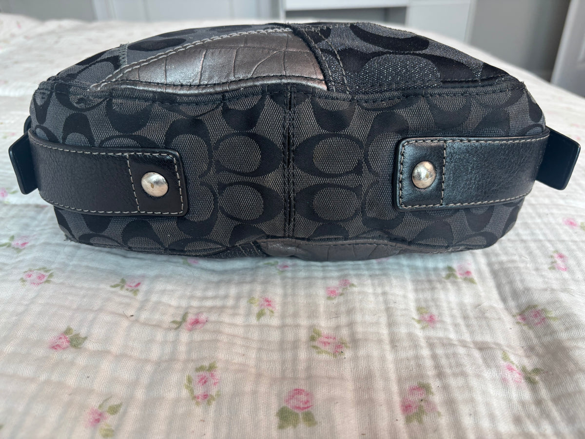 Rare patchwork coach Zoe