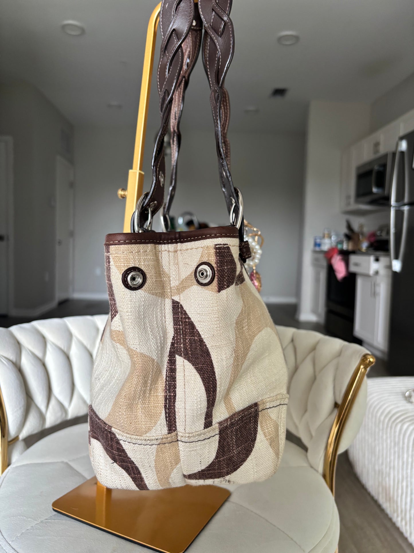 Rare cream & brown coach satchel tote bag