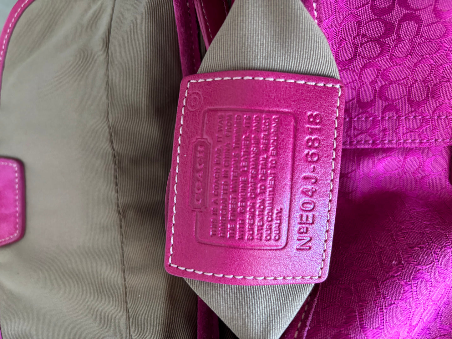 Rare fUSHIA pink coach mini soho