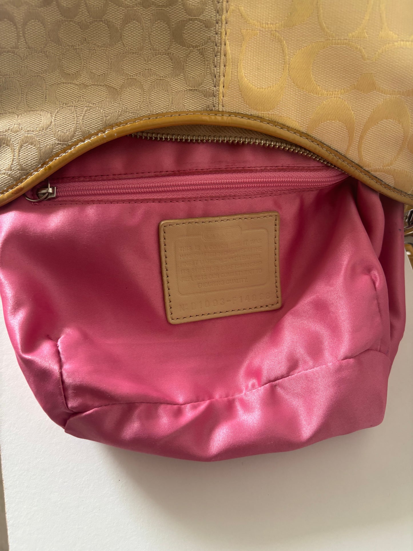 Rare colorful patchwork vintage coach hobo shoulder bag