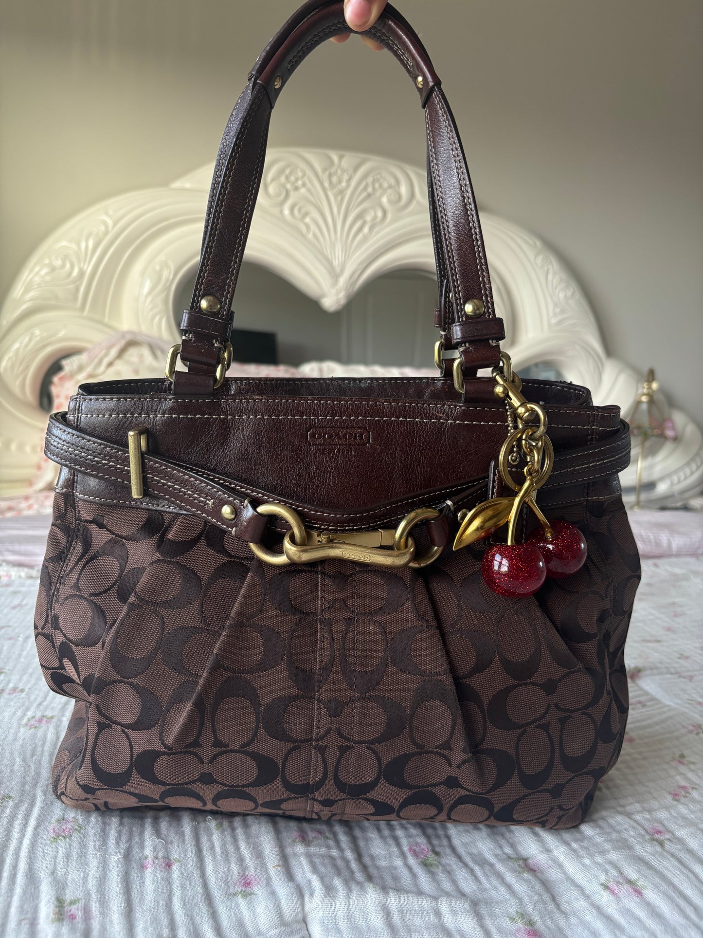 Brown Hampton coach tote bag