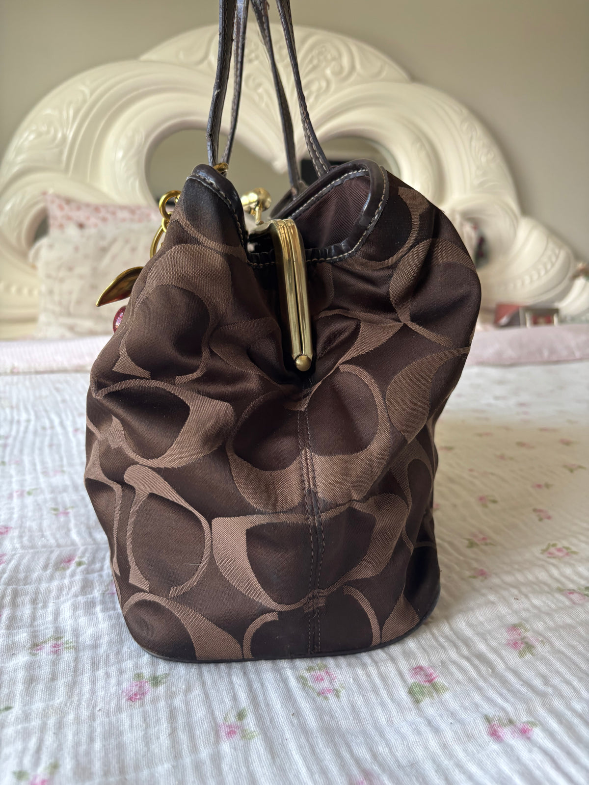 Brown vintage coach tote bagfits