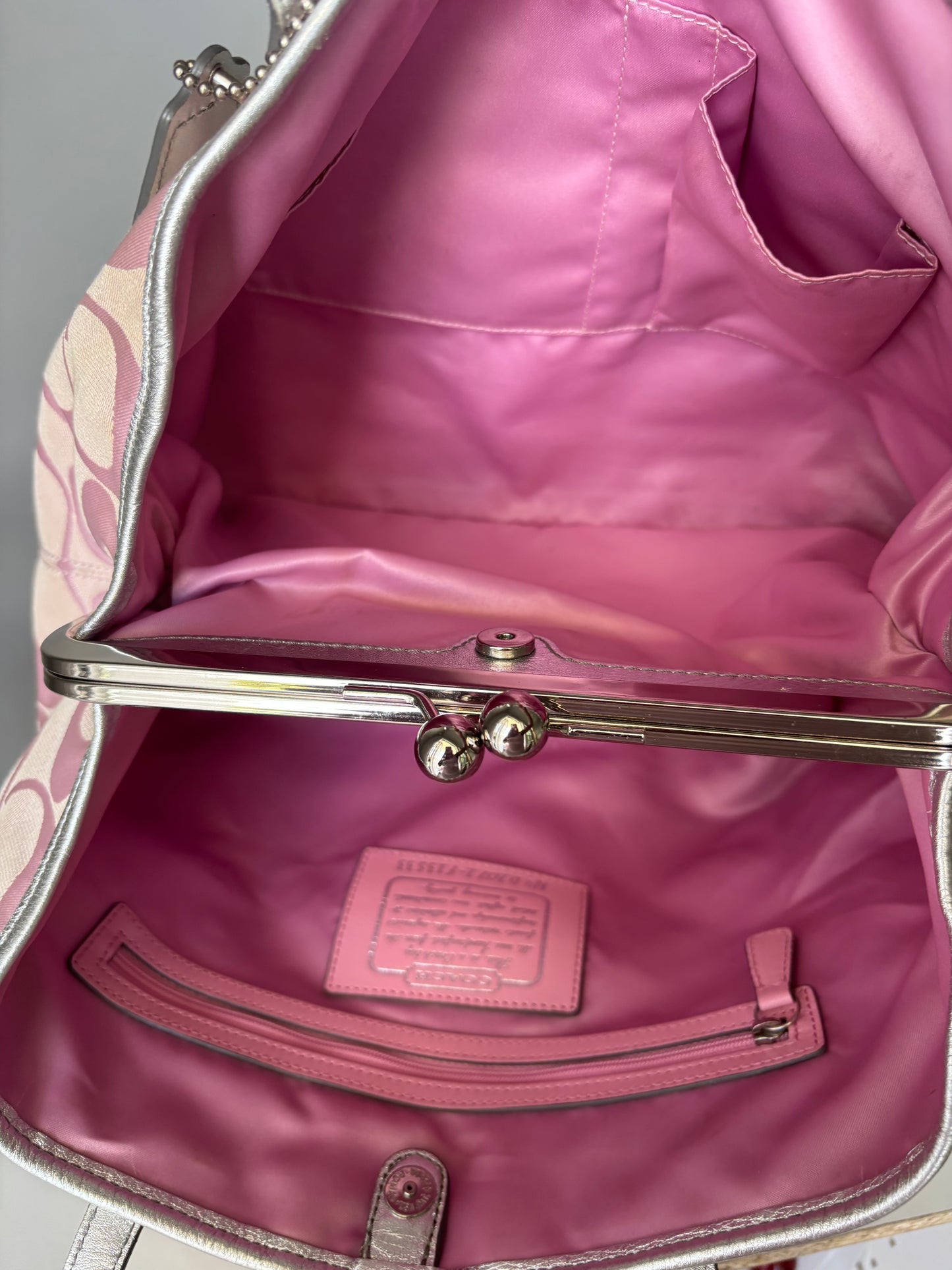 Baby pink mongram vintage coach tote bag