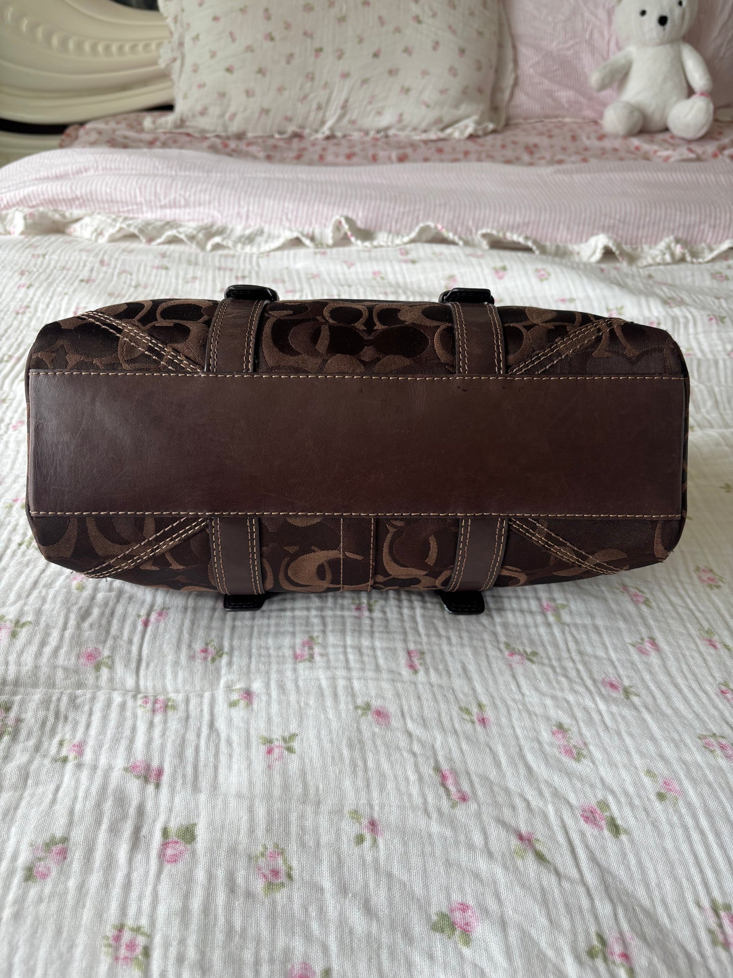 Brown optic coach vintage satchel bag
