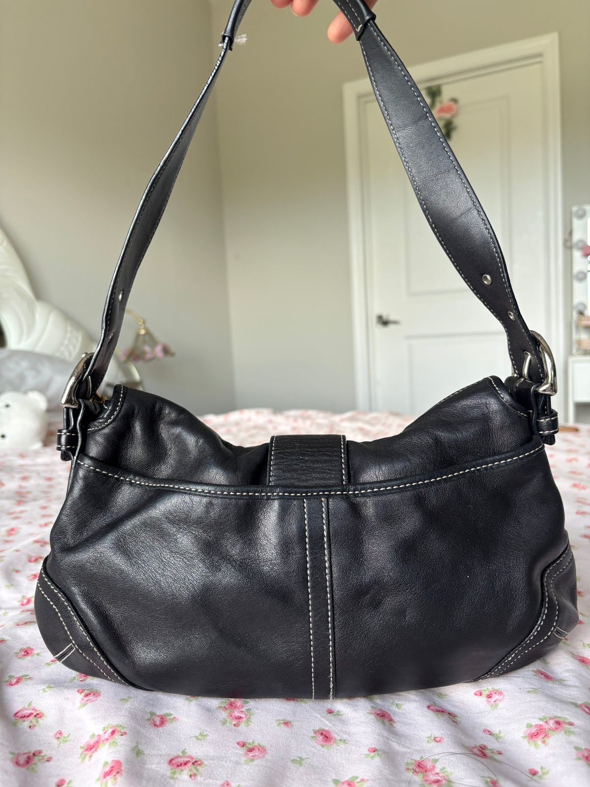 Black leather coach medium soho