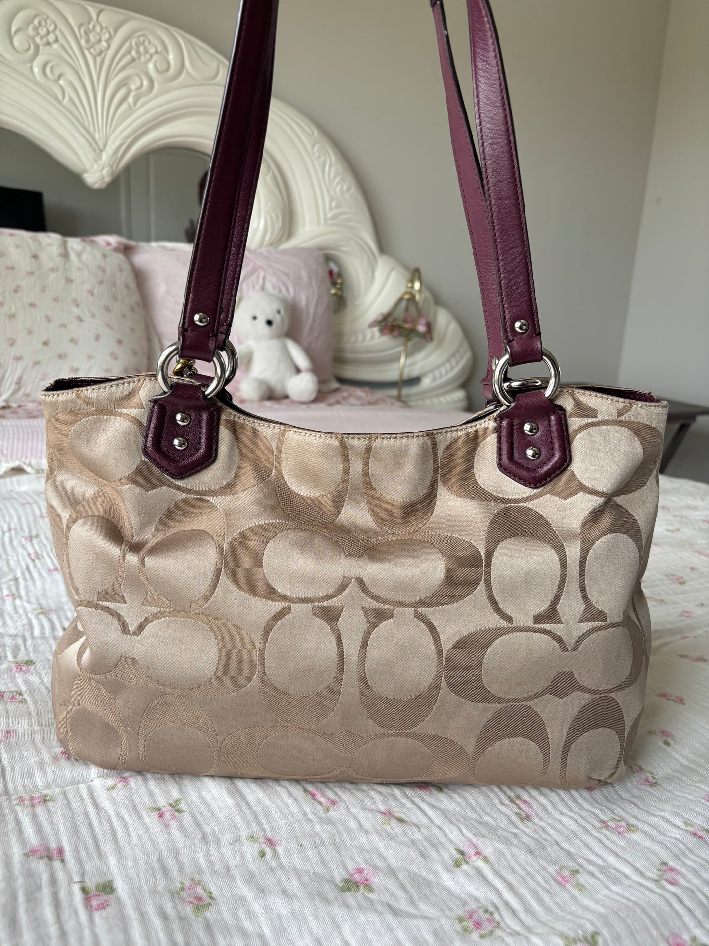 Vintage beige coach tote bag