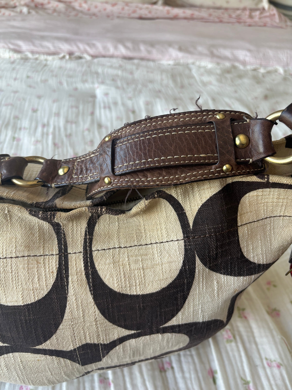Rare cream & brown coach large Carly
