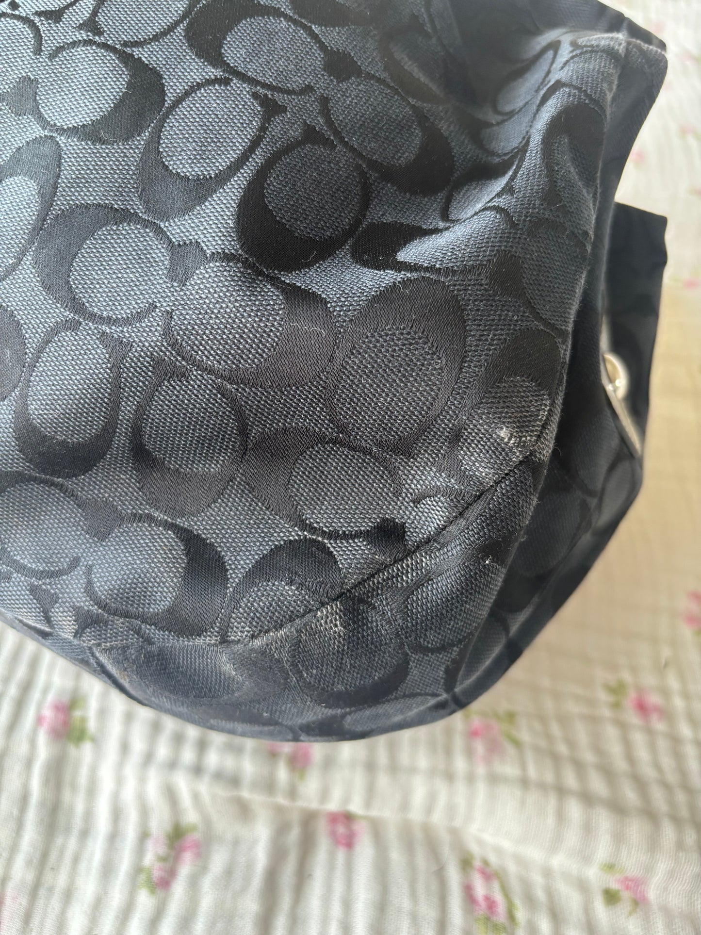 Black mongram coach soho Lyn