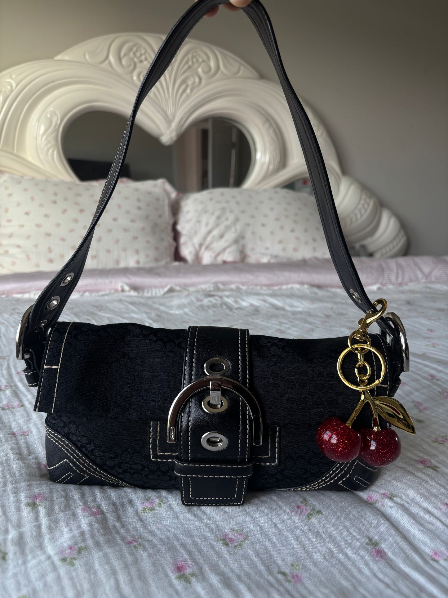 Black soho coach bag