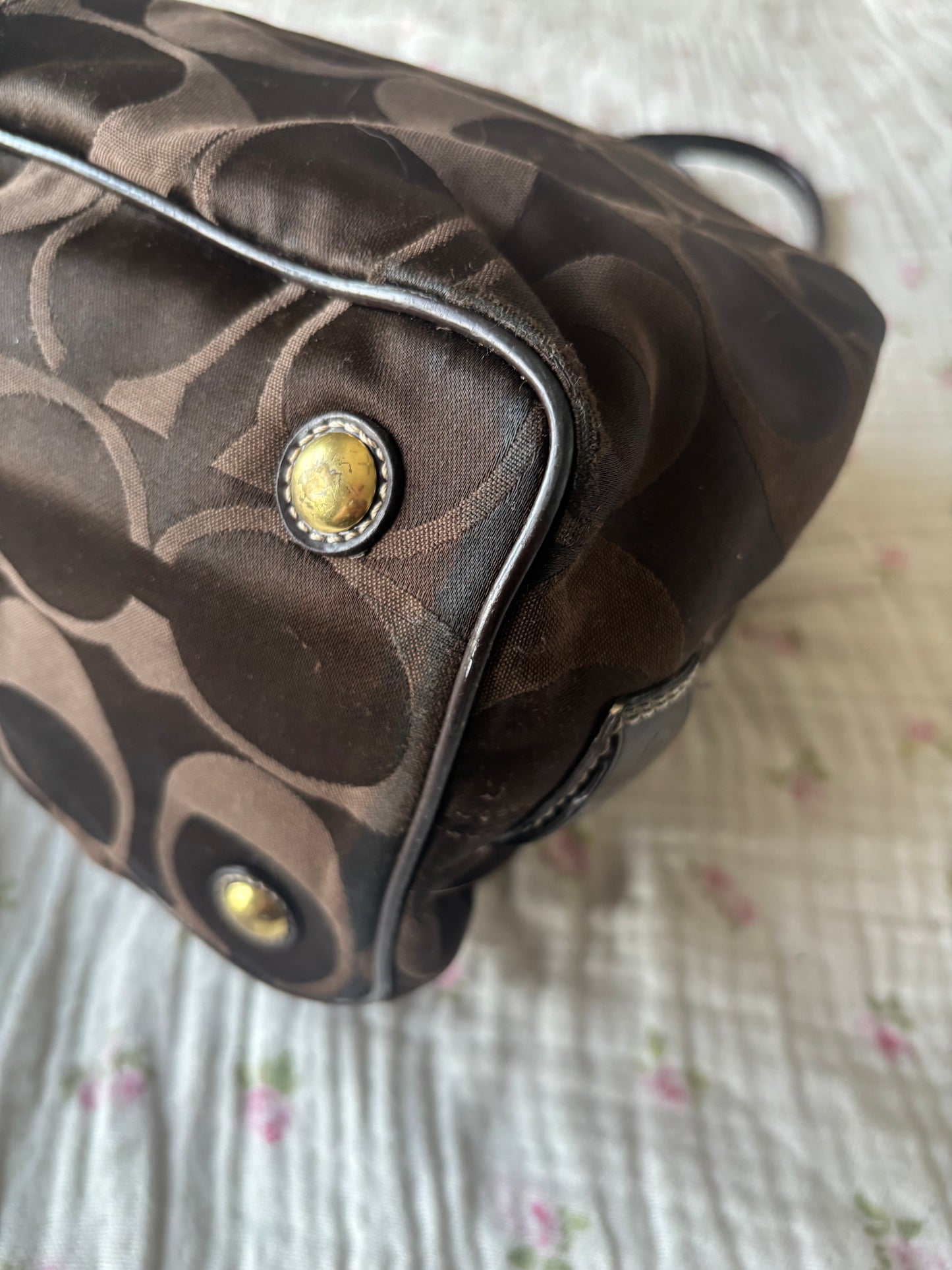 Brown coach kisslock tote