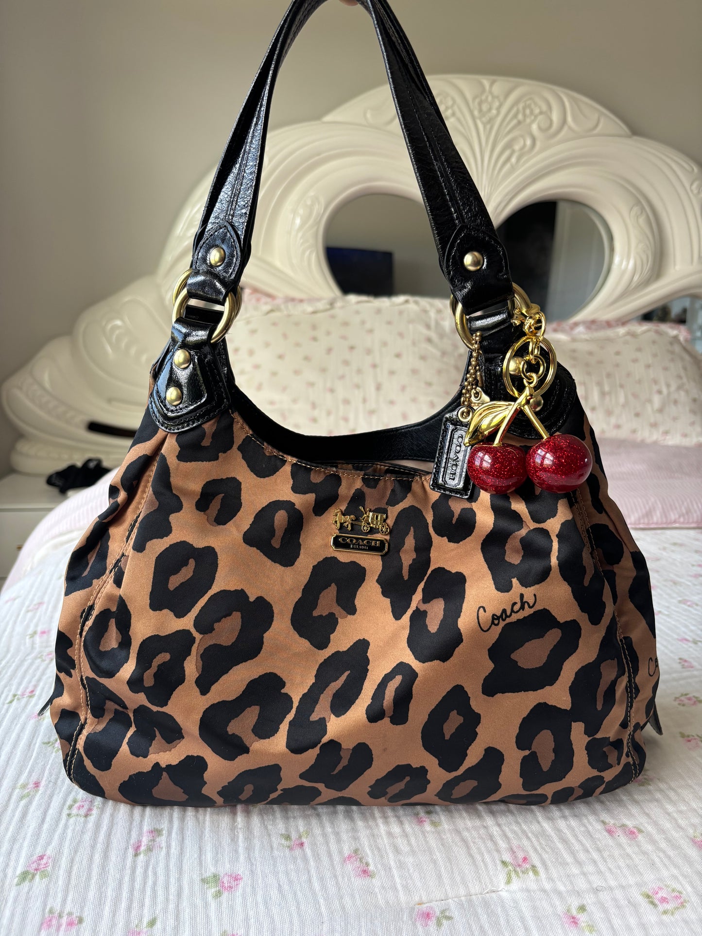 Rare cheetah print Maggie shoulder bag