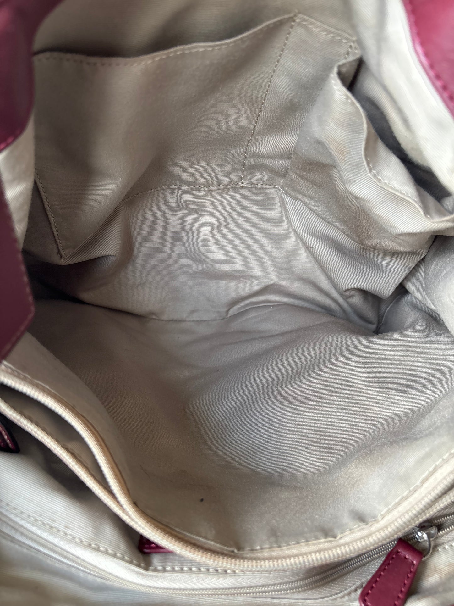 Rare vintage burgandy coach tote bagin