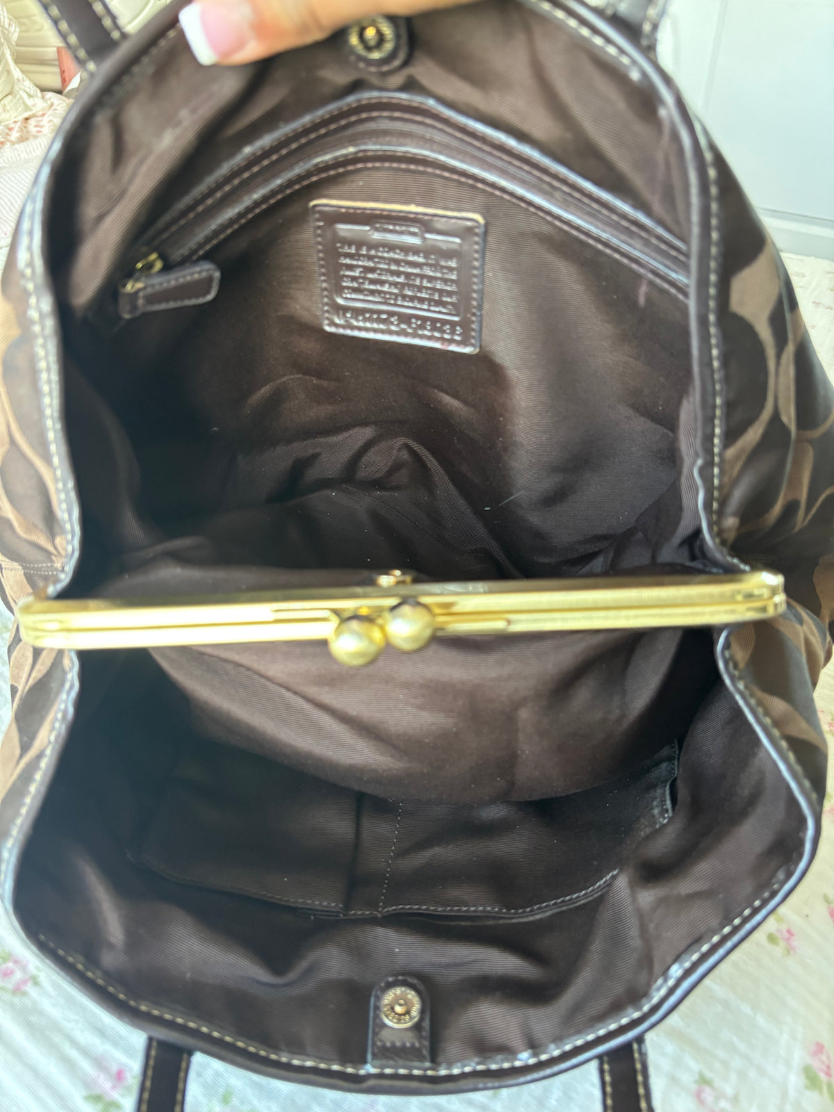 Brown vintage coach tote bagfits