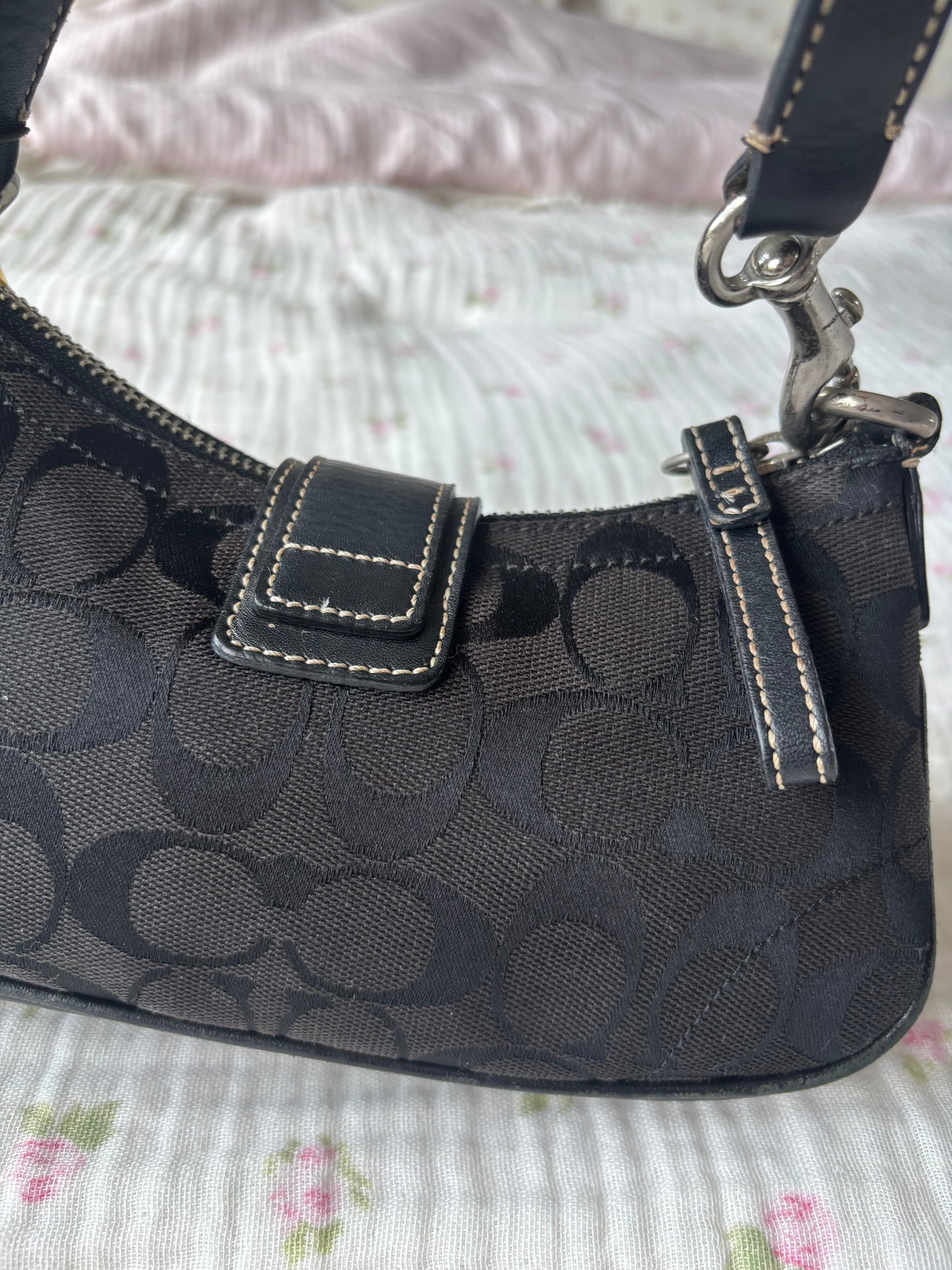 Black mongram coach Hampton soho