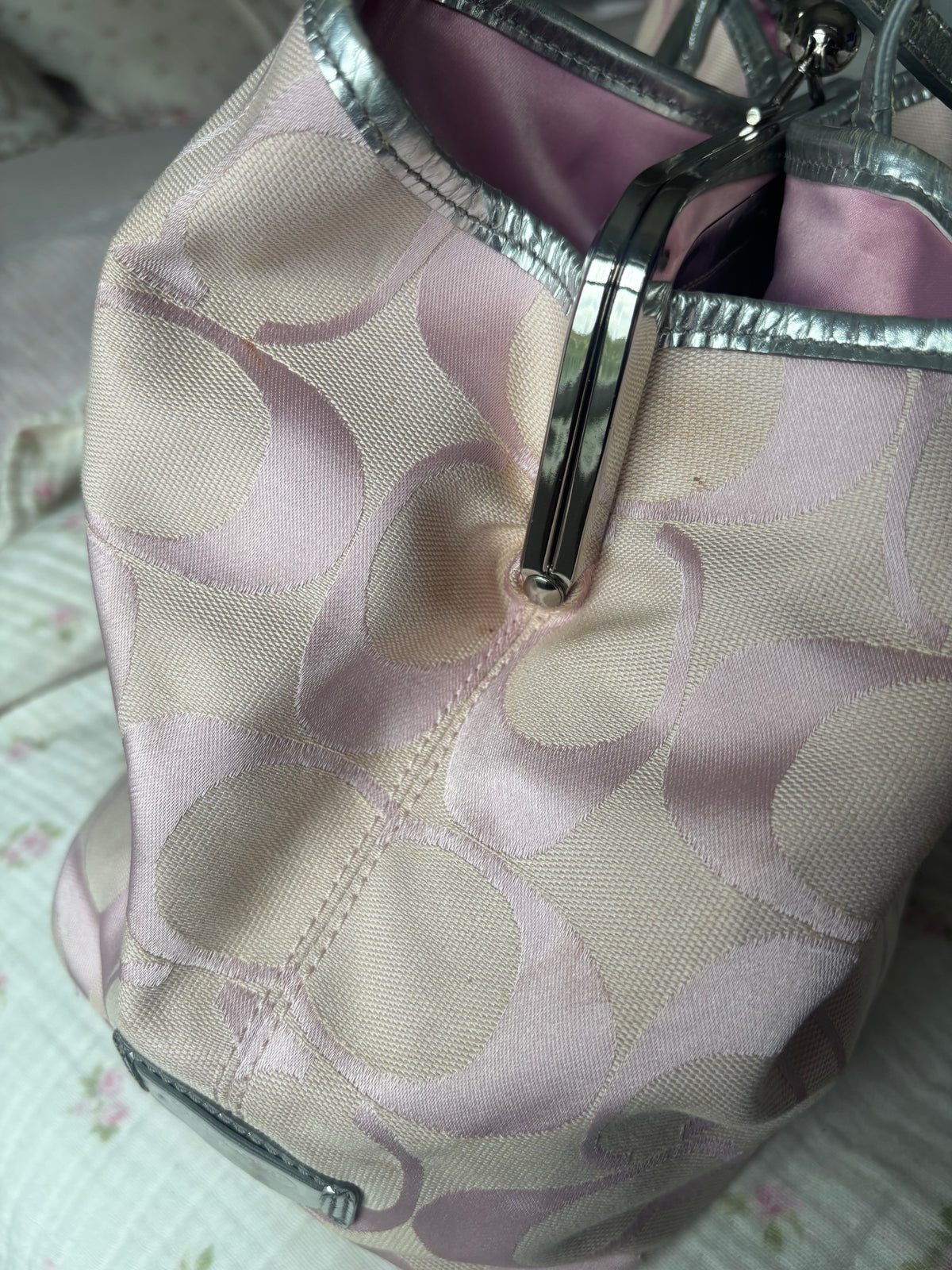 Pink rare coach kisslock bag