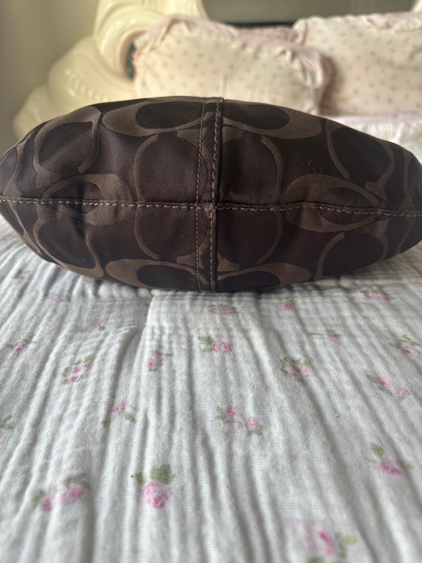 Brown coach medium hobo shoulder bag