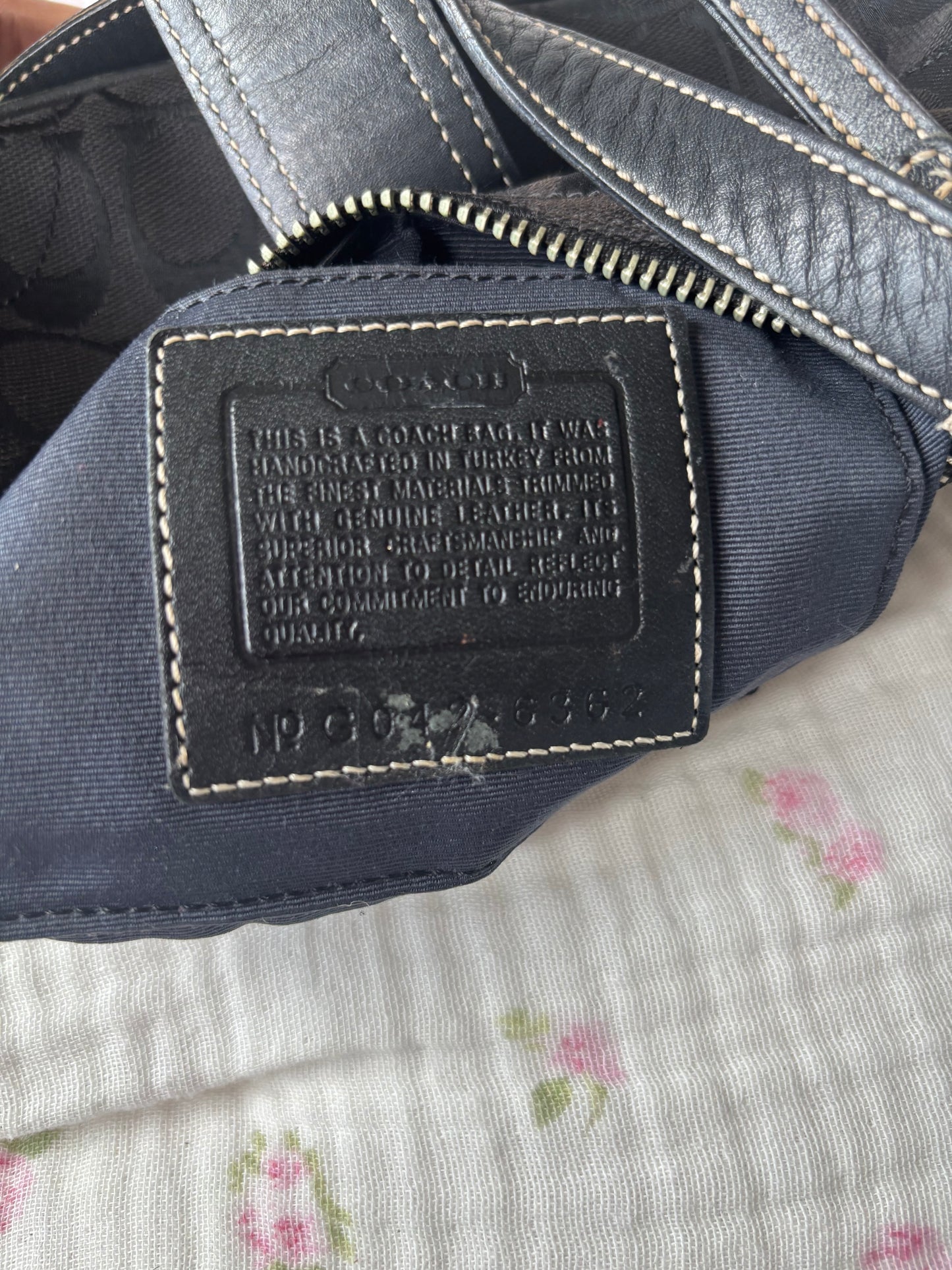 Black mongram coach Hampton soho