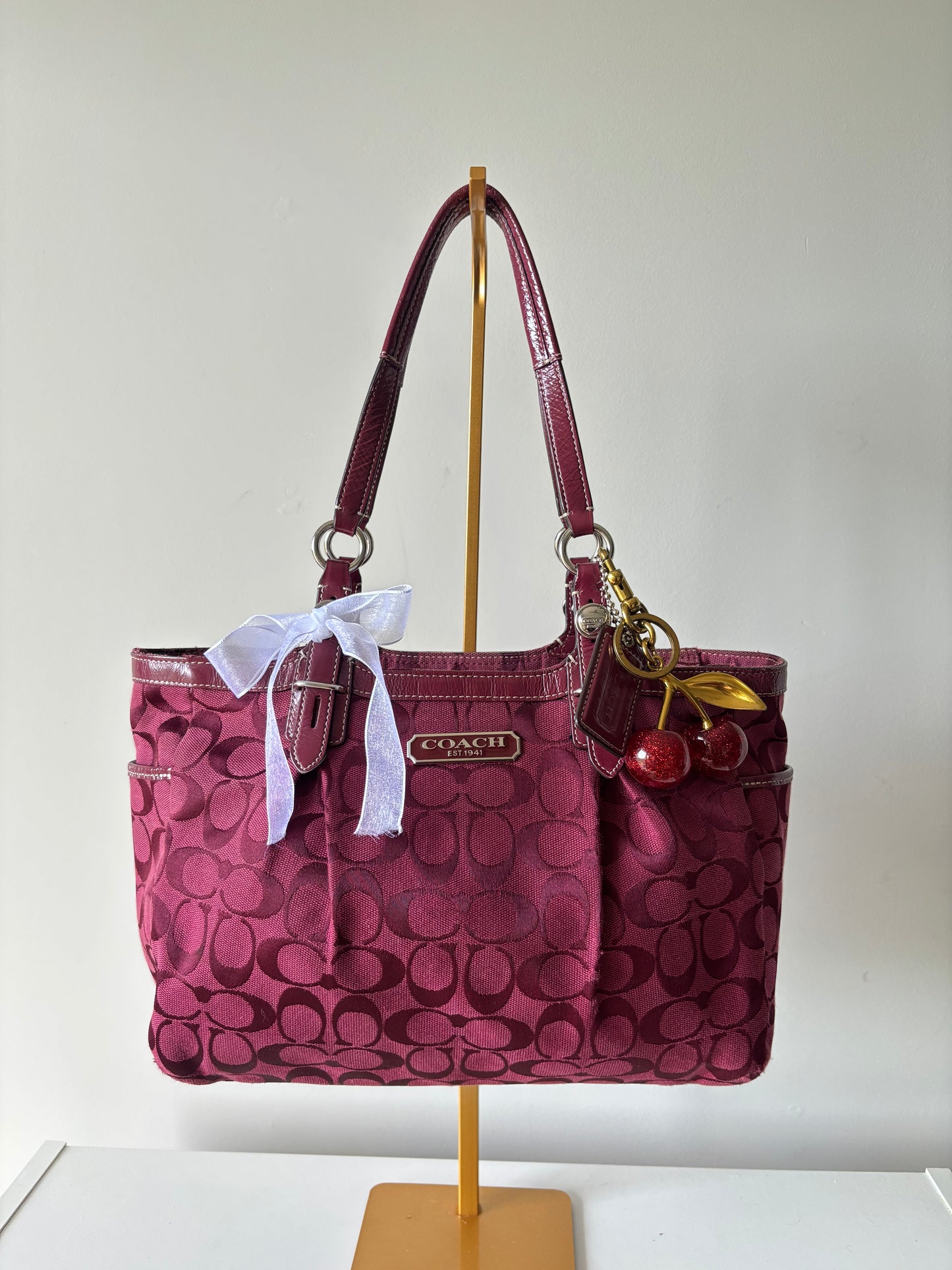 Rare burgandy vintage coach tote bag