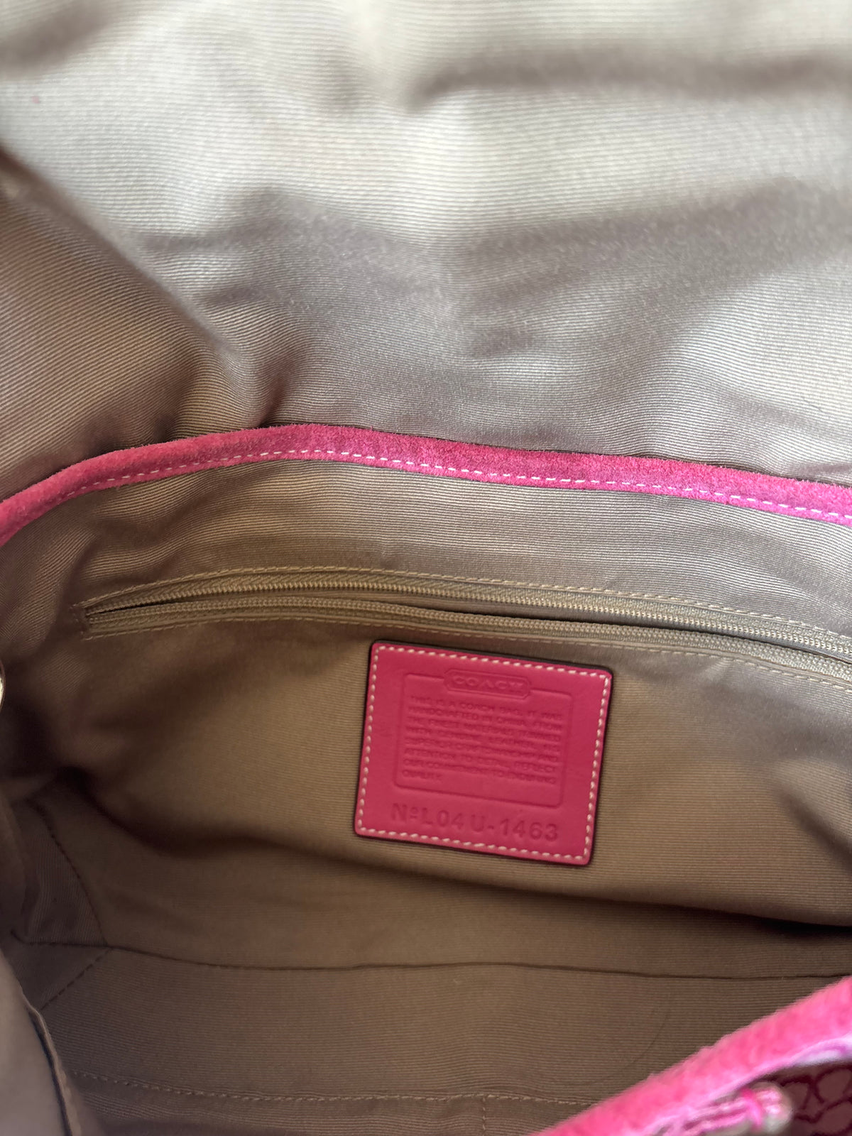 Rare pink mongram coach soho