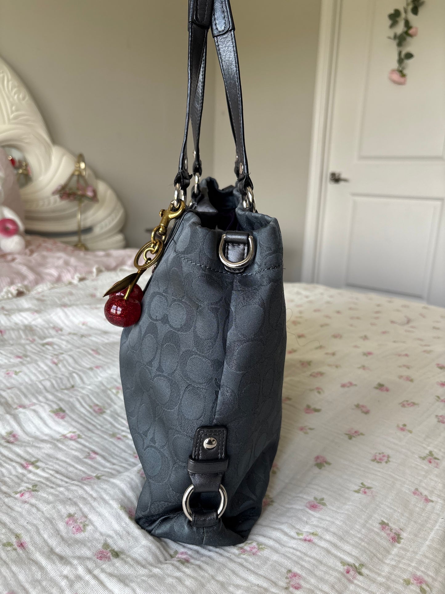 Black coach vintage  tote bag