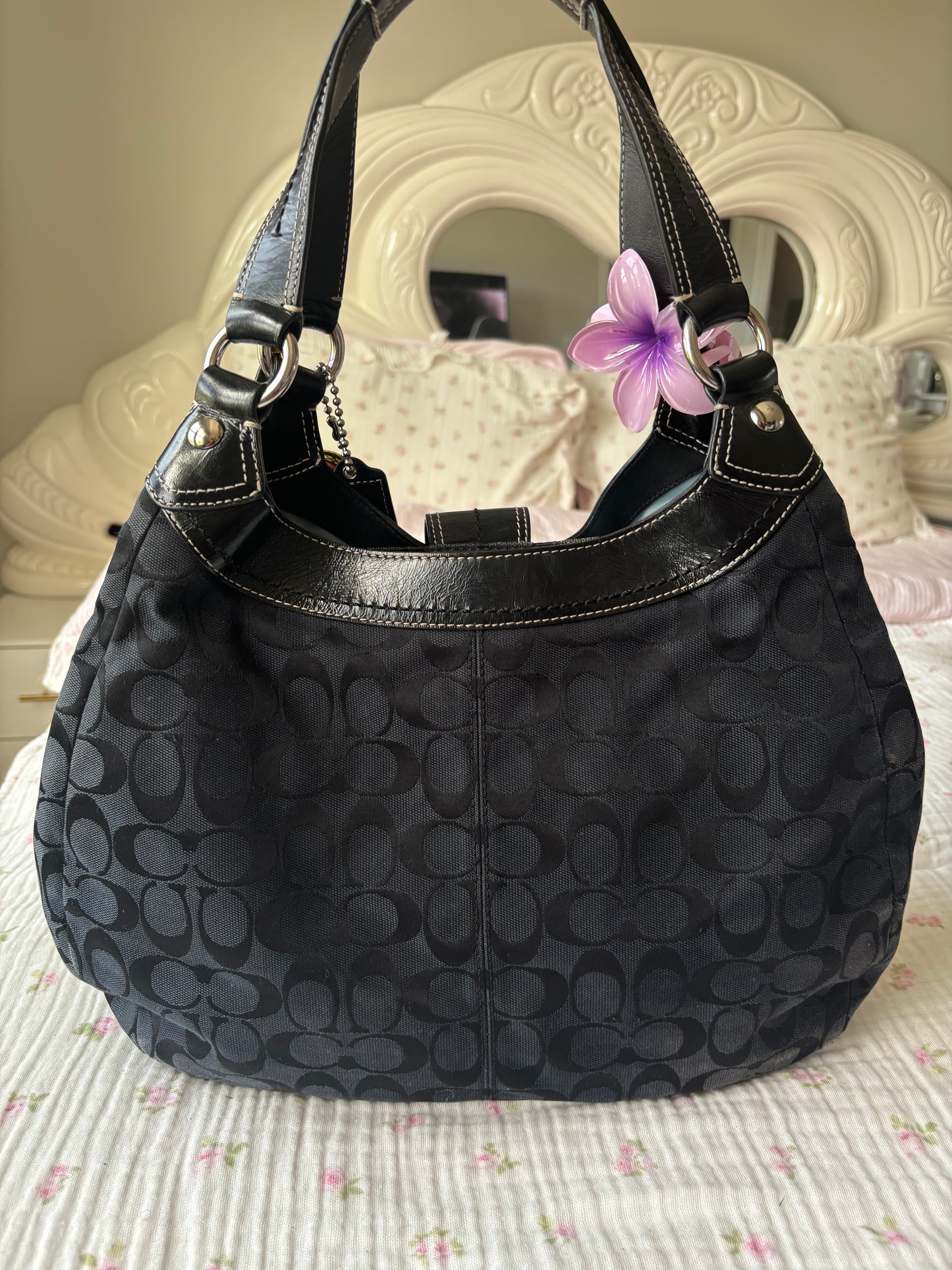 Black mongram coach soho Lyn