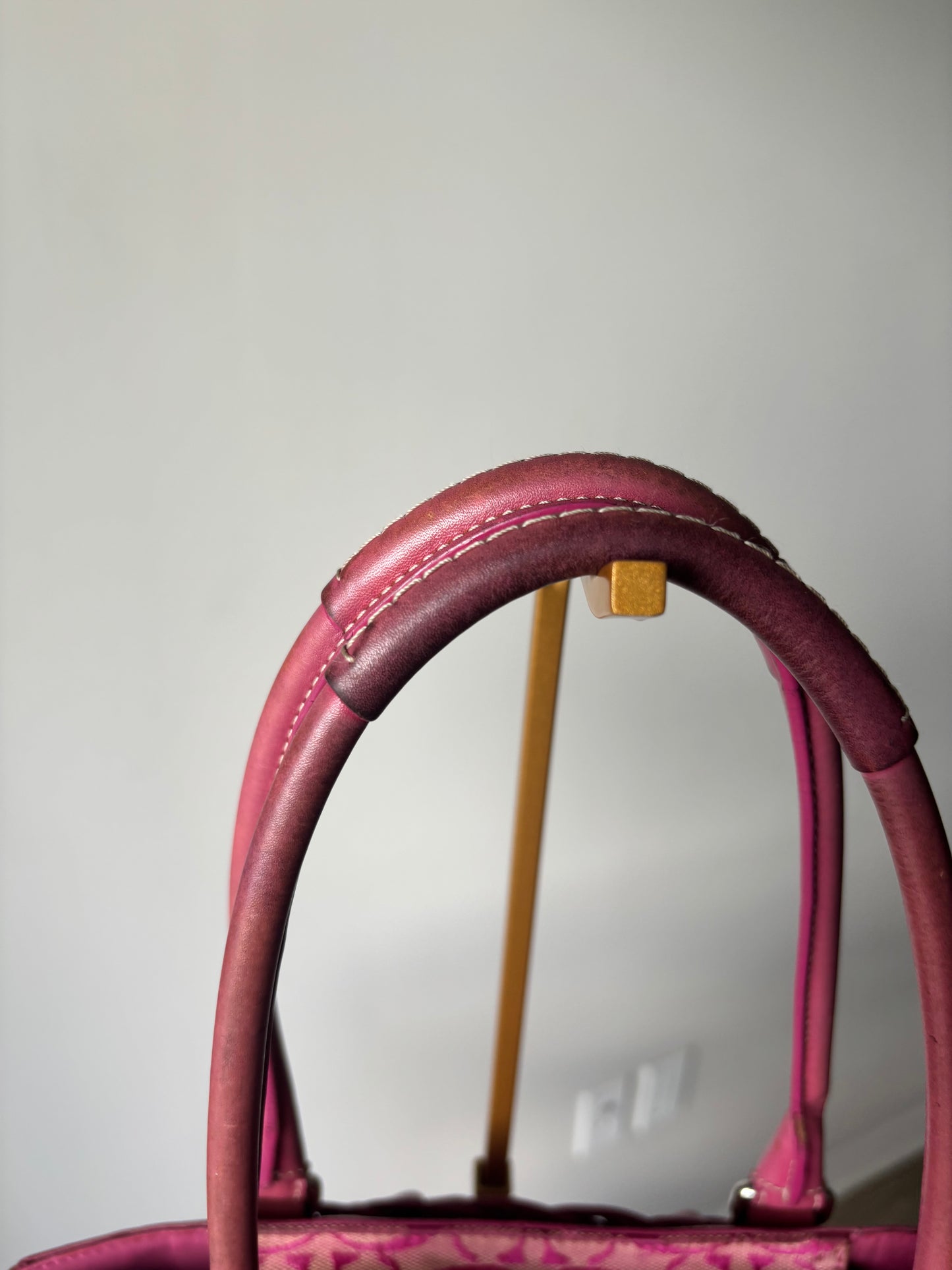Pink rare coach Hampton tote bag