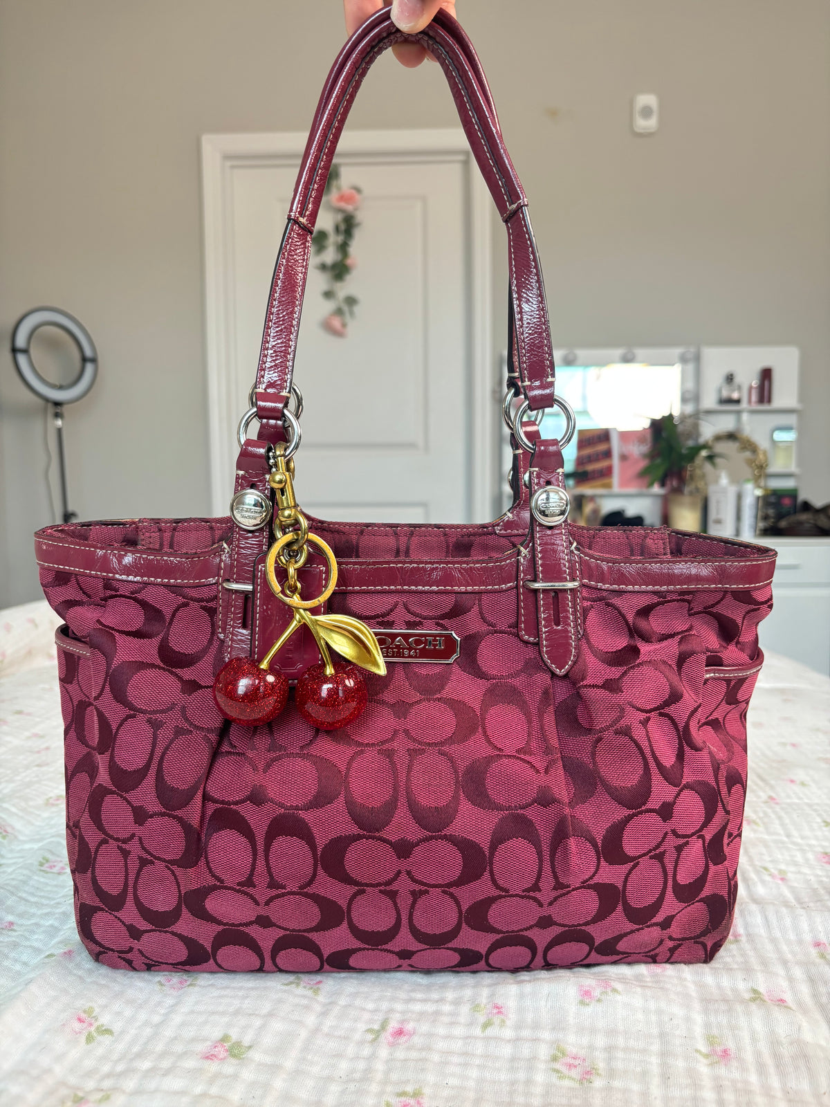 Burgandy vintage coach tote bag
