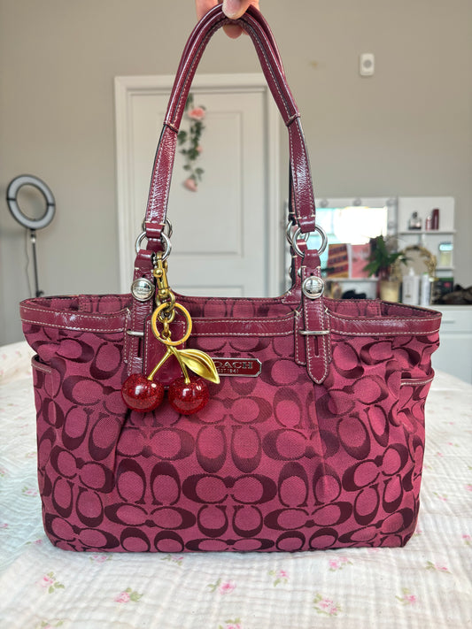 Burgandy vintage coach tote bag