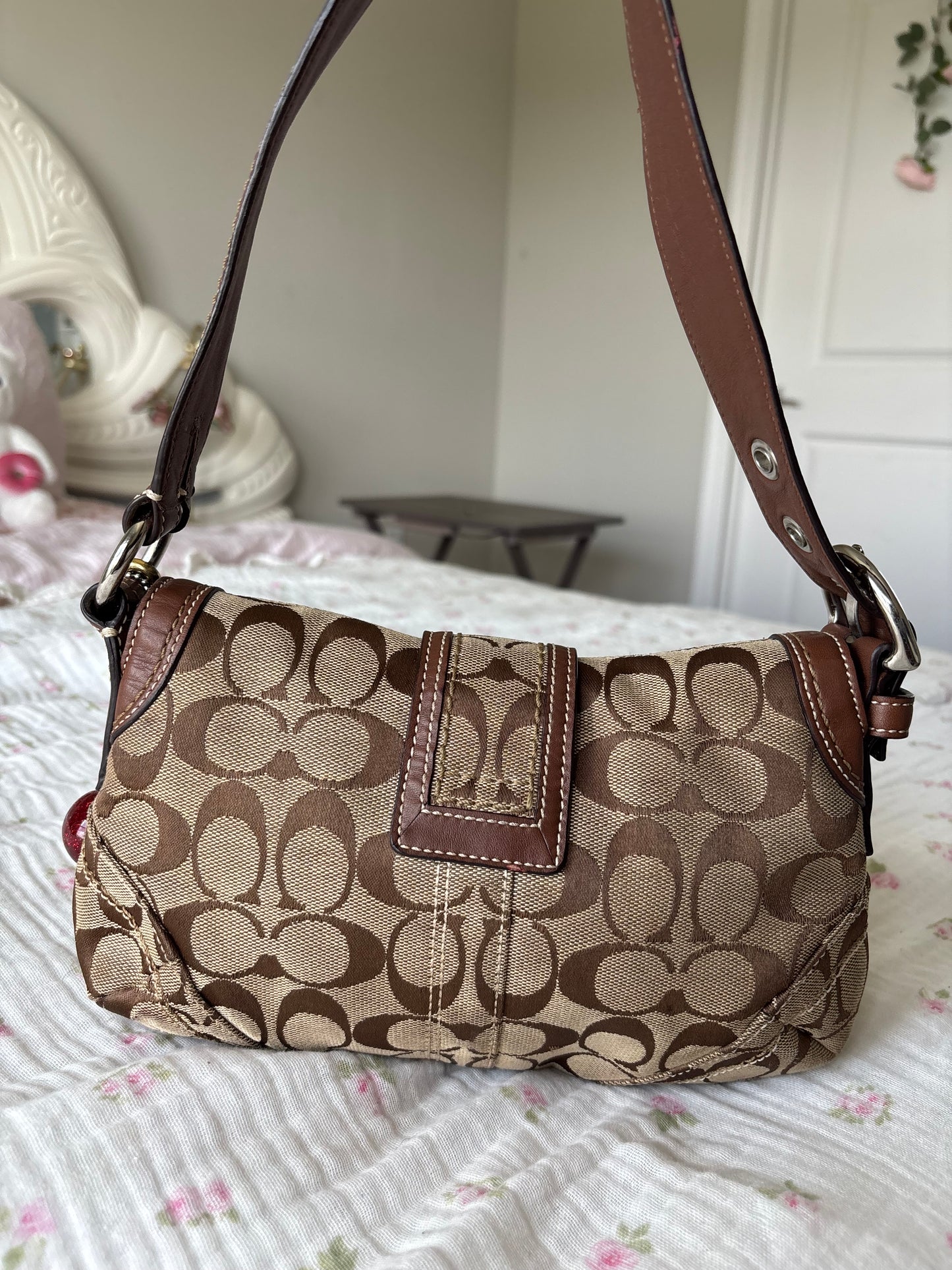 Brown vintage mini soho