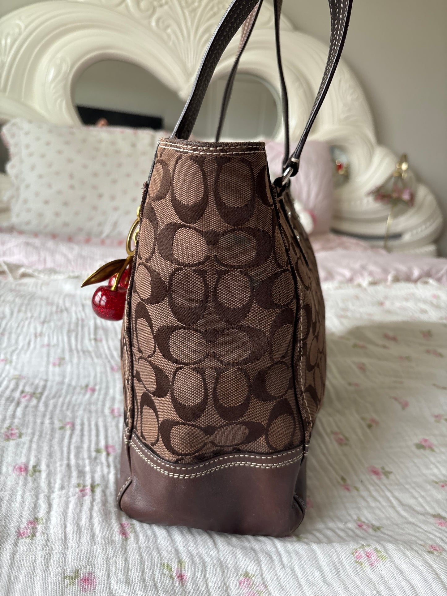 Rare choclate brown coach tote bag