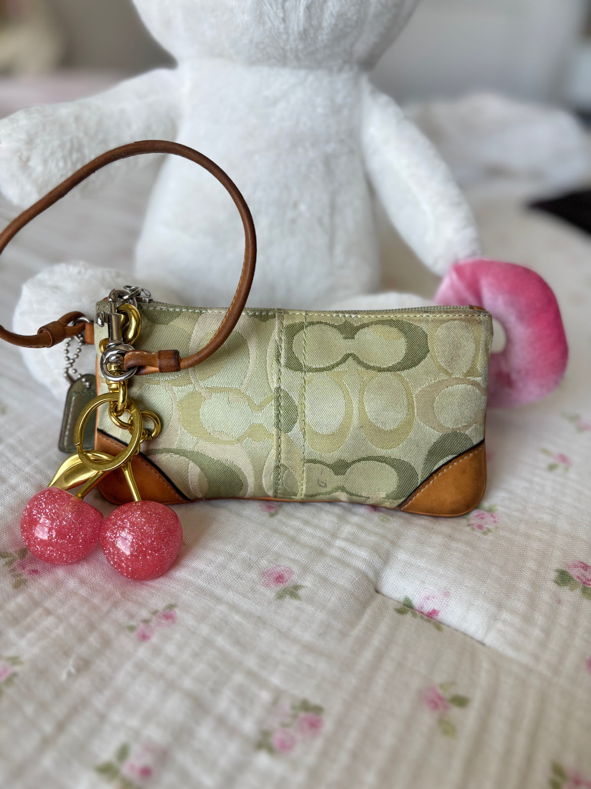 Rare green coach wristlet /wallet