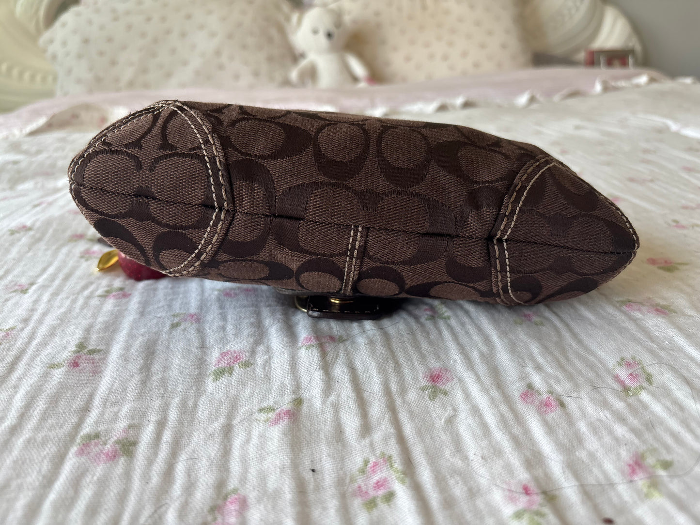 Brown coach peakook bag