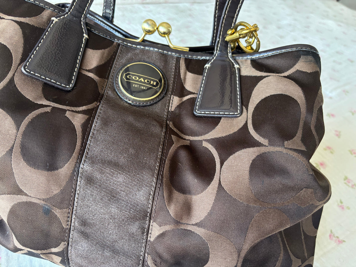 Brown vintage coach tote bagfits