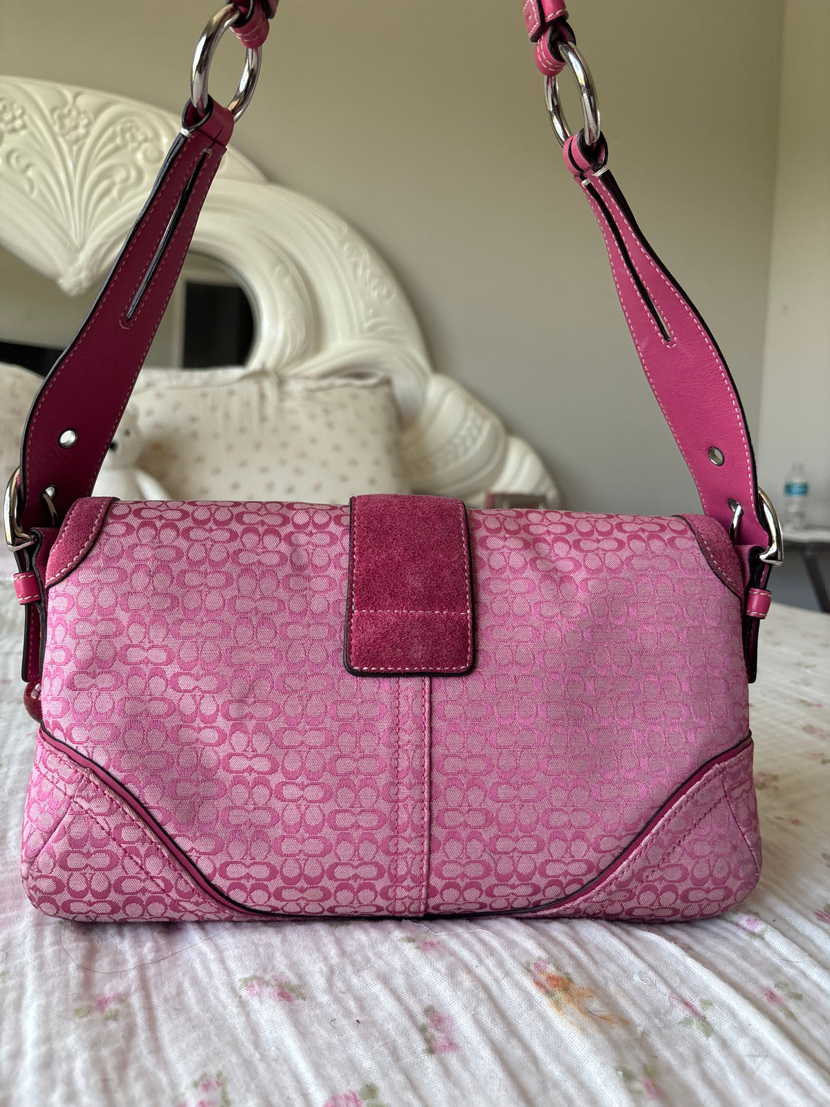 Rare pink mongram coach soho