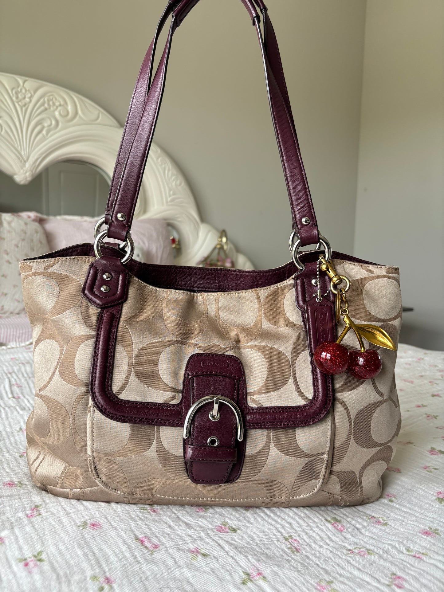 Vintage beige coach tote bag