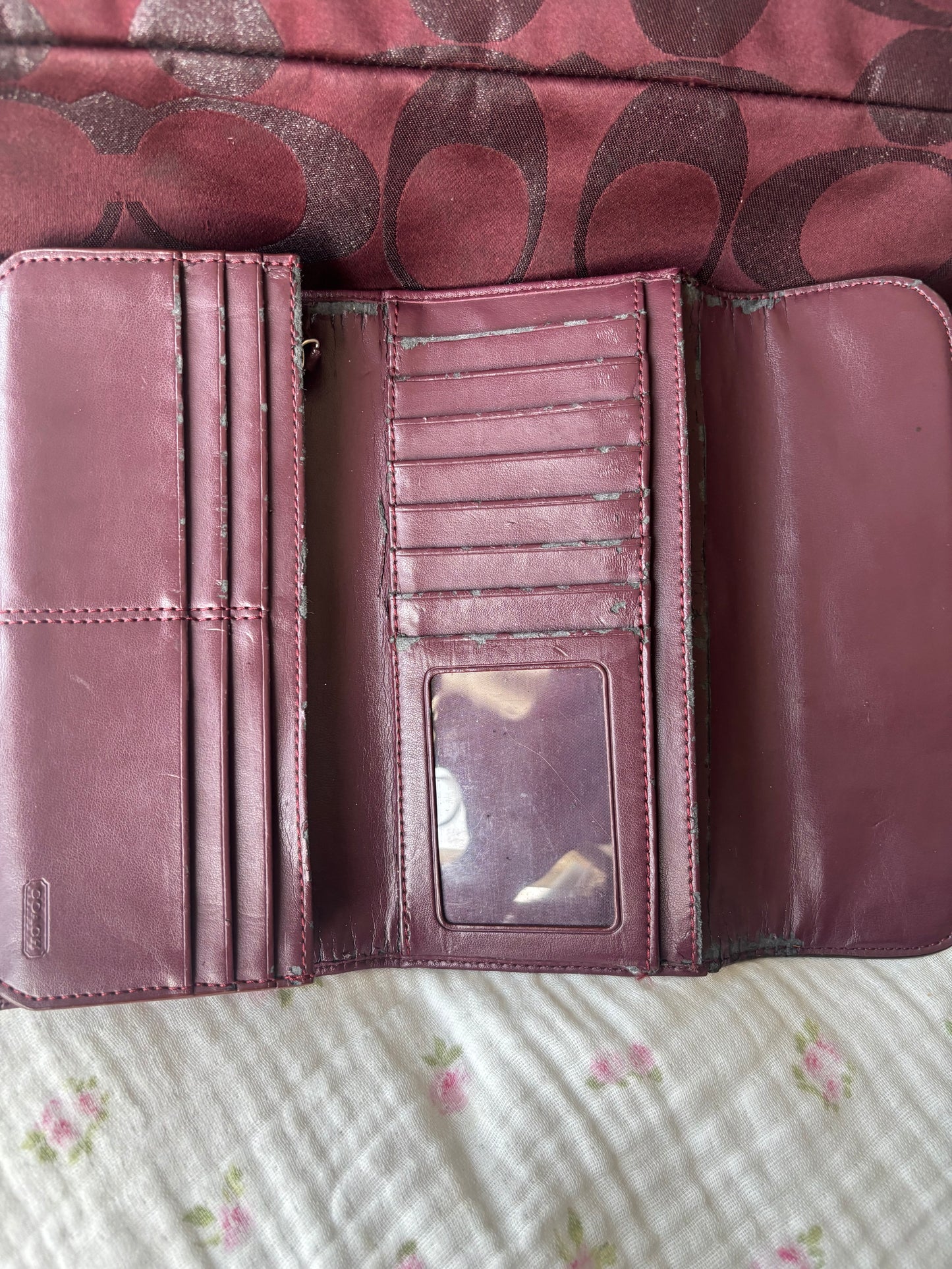 Rare burgandy coach tote bag and wallet set