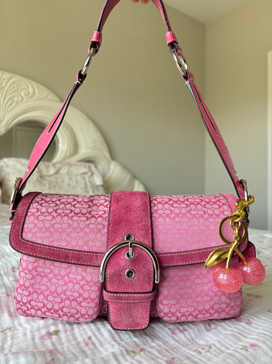 Rare pink soho coach shoulder bag