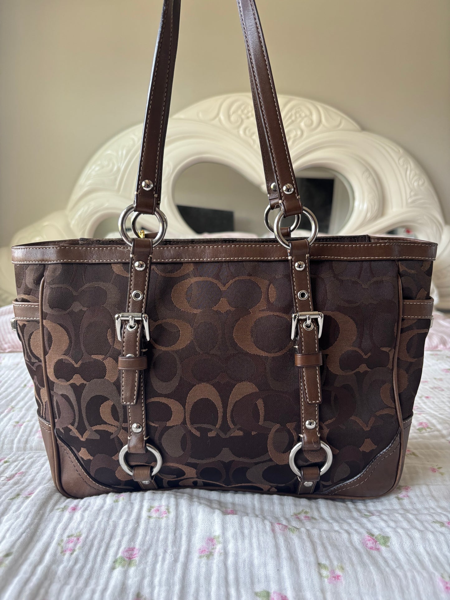 Chocolate brown rare optic tote bag