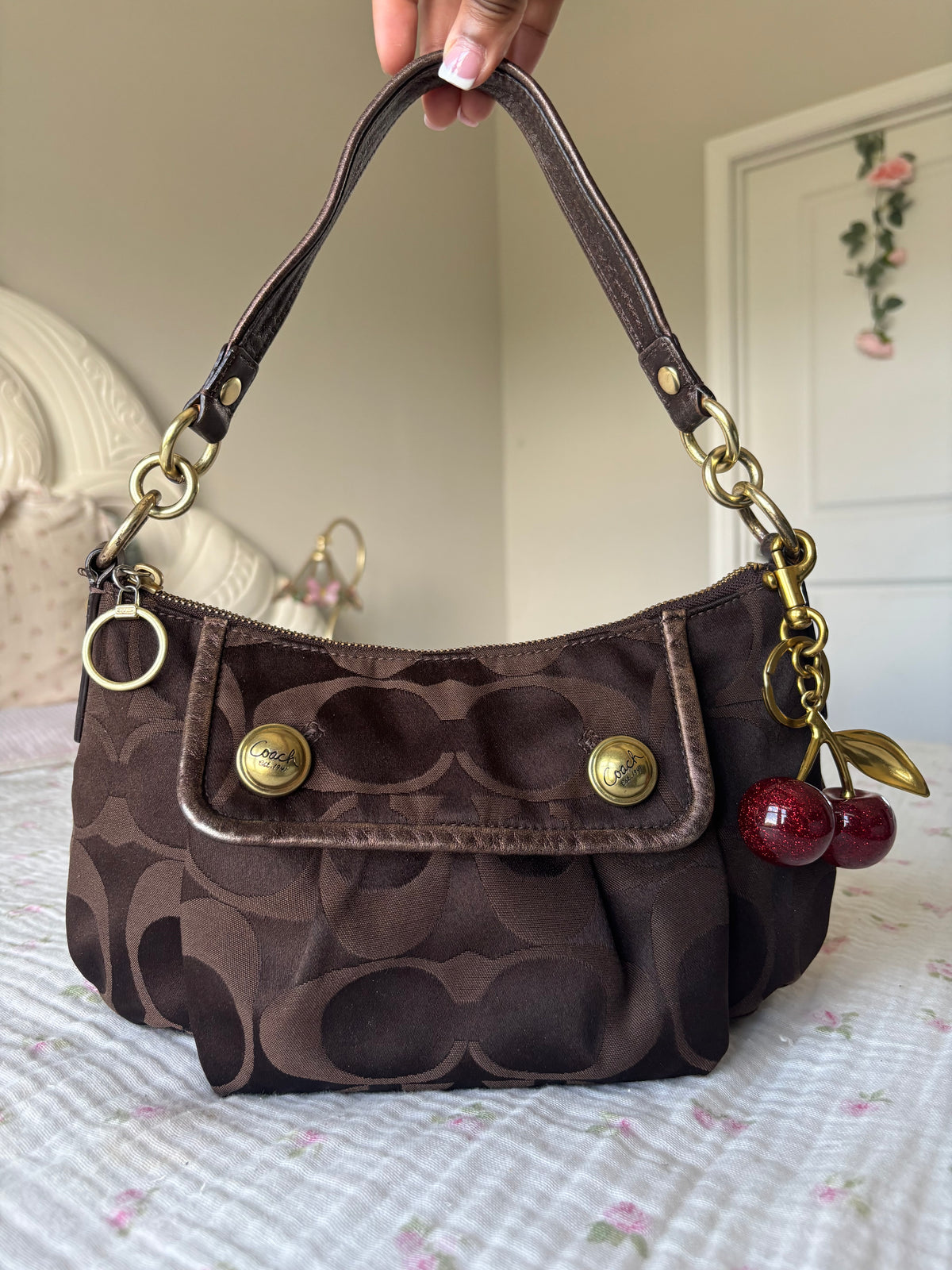 Brown vintage coach shoulder bag