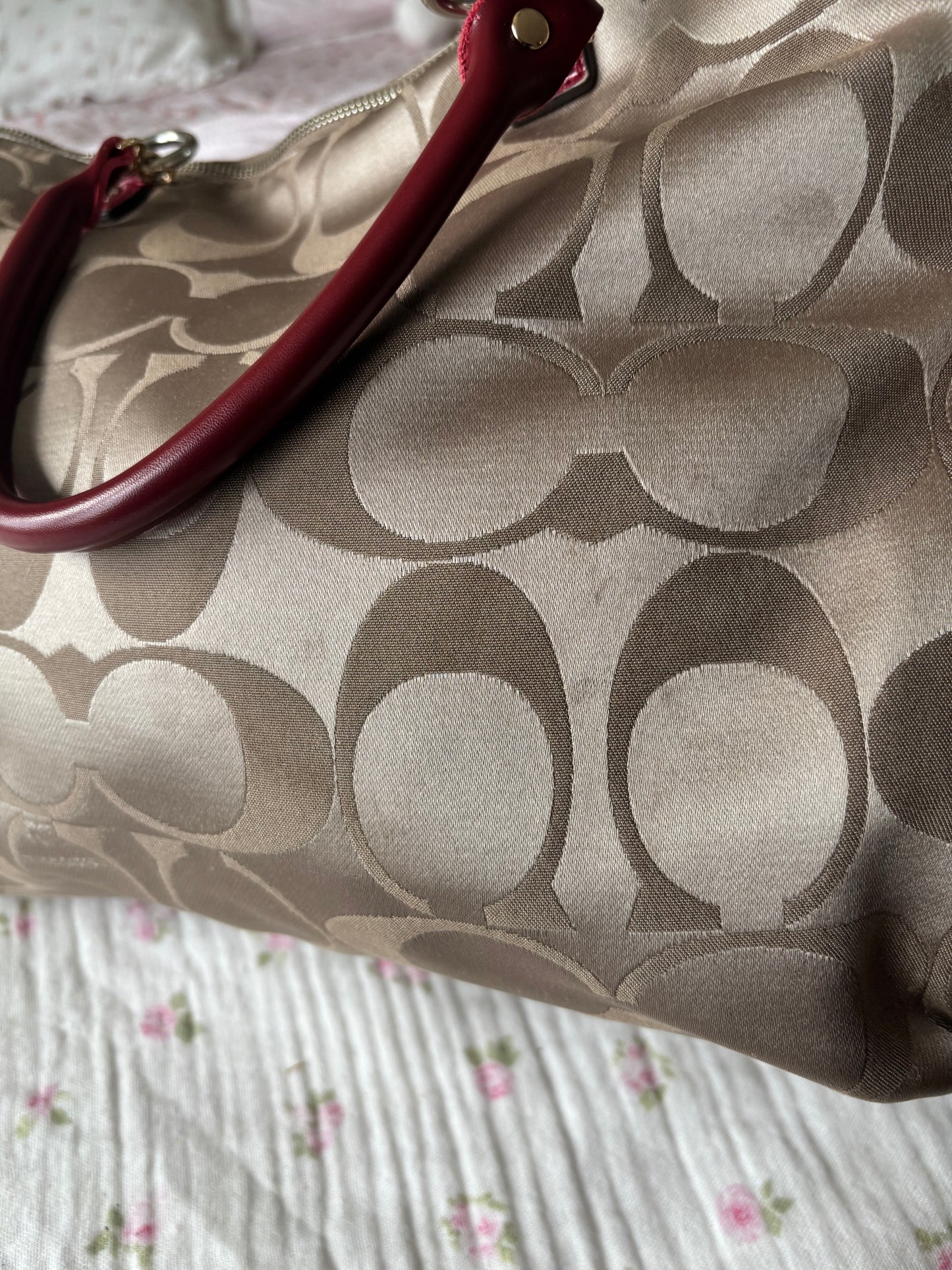 Beige coach tote bag