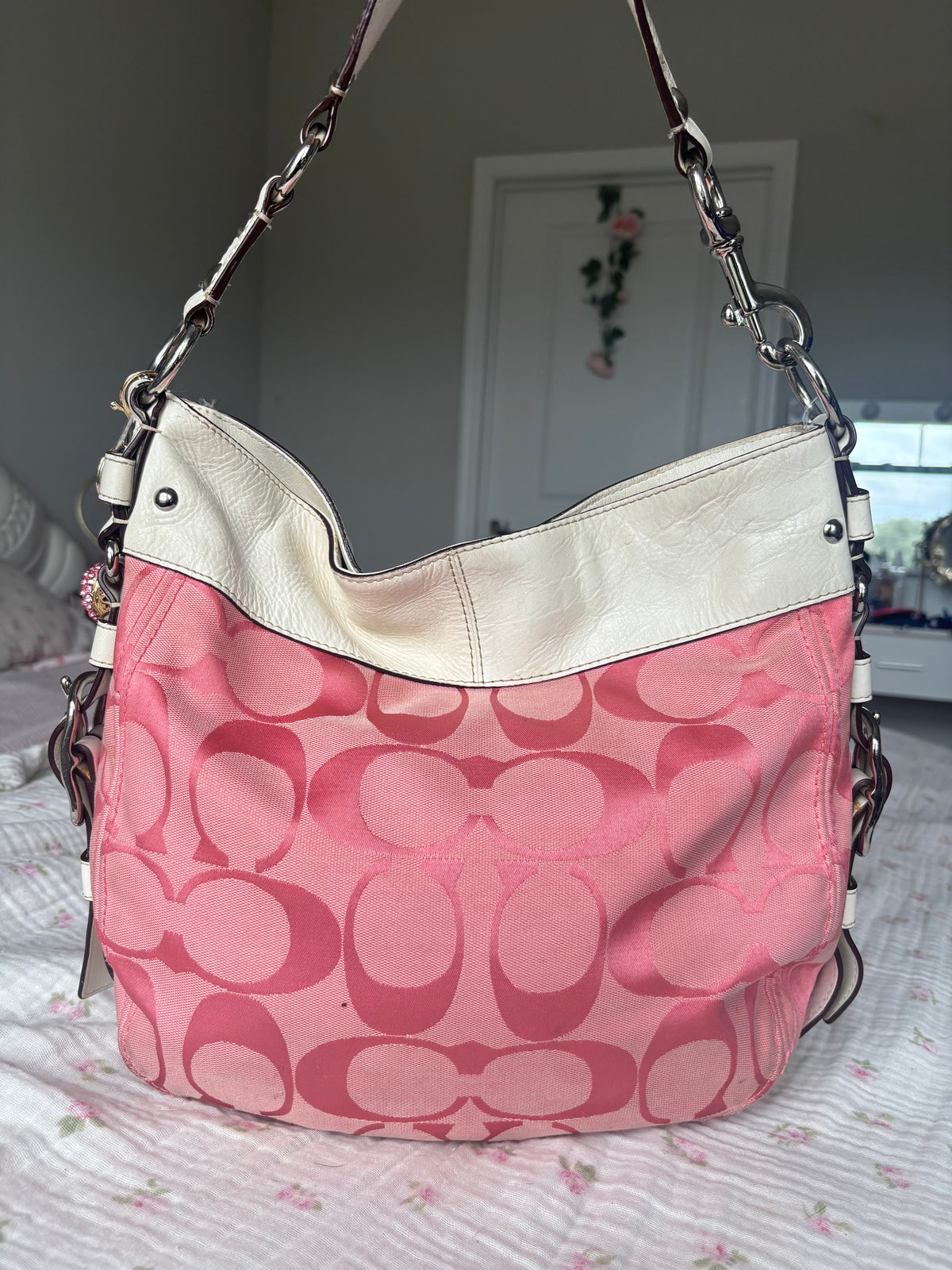 Pink coach Zoe